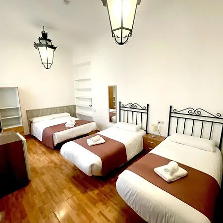 Arteaga Hostal&Baños Arabes Elvira-3